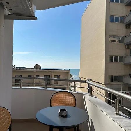 Seaside Grand Apartment Durrës